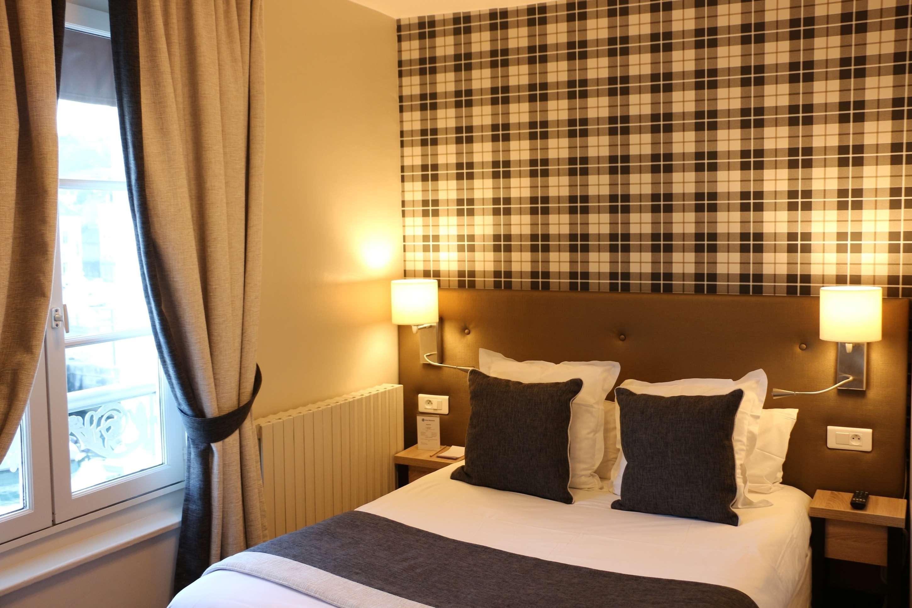 Best Western Le Cheval Blanc -Vue Sur Le Port-Plein Centre Ville Honfleur Exterior foto