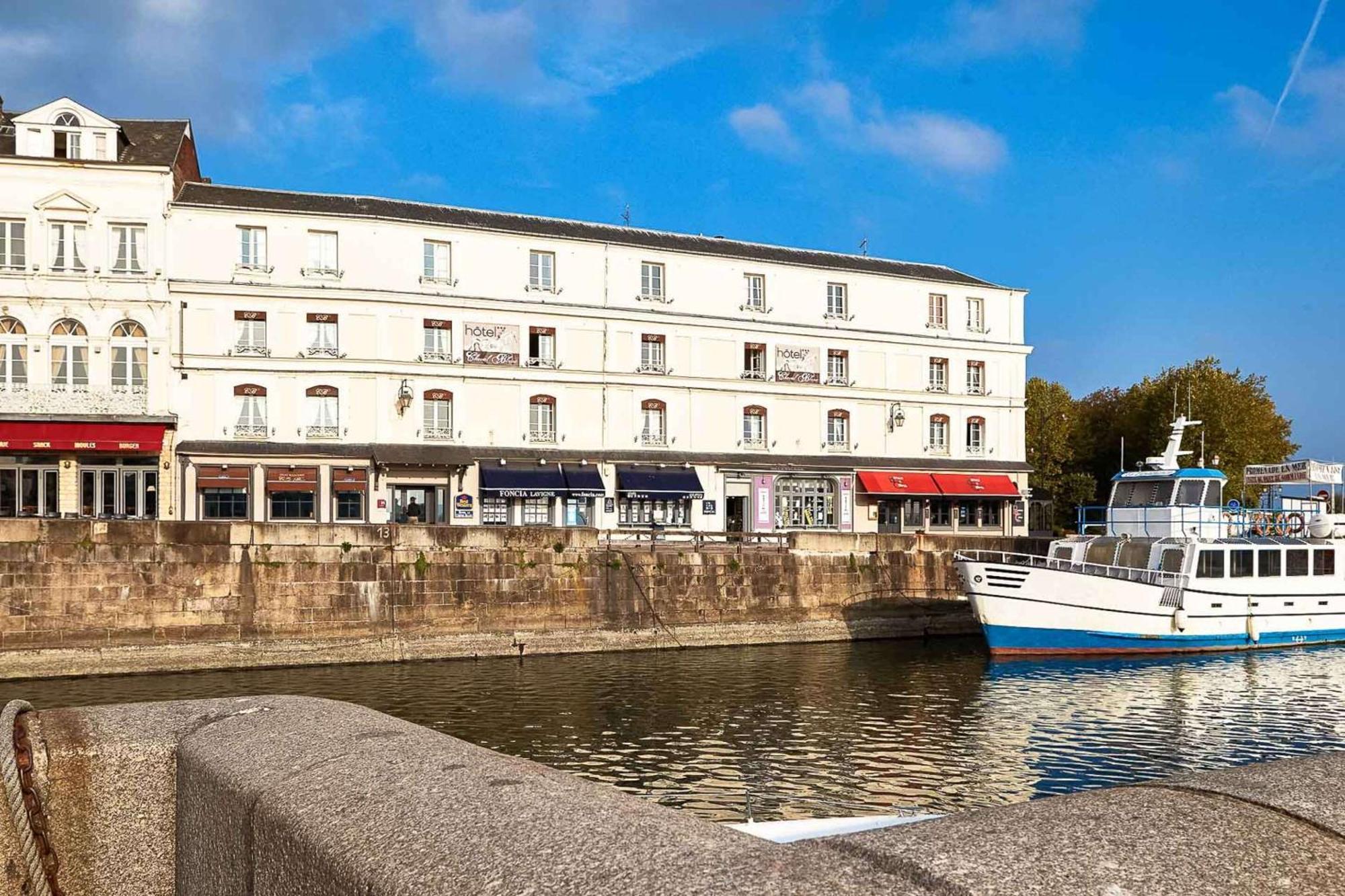 Best Western Le Cheval Blanc -Vue Sur Le Port-Plein Centre Ville Honfleur Exterior foto