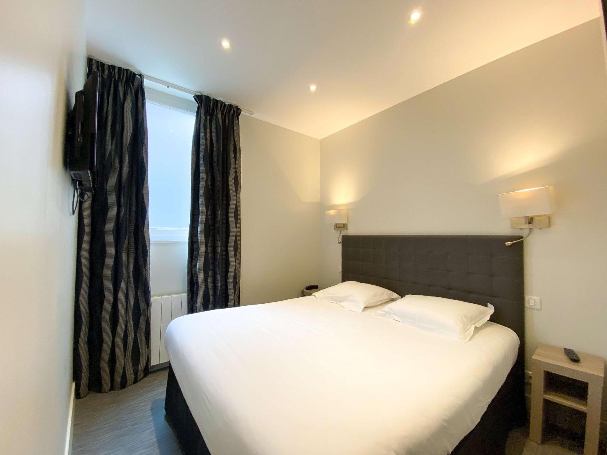 Best Western Le Cheval Blanc -Vue Sur Le Port-Plein Centre Ville Honfleur Exterior foto